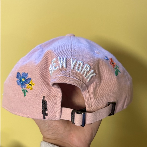 Floral Embroidered Pink Cap - Picture 3 of 3